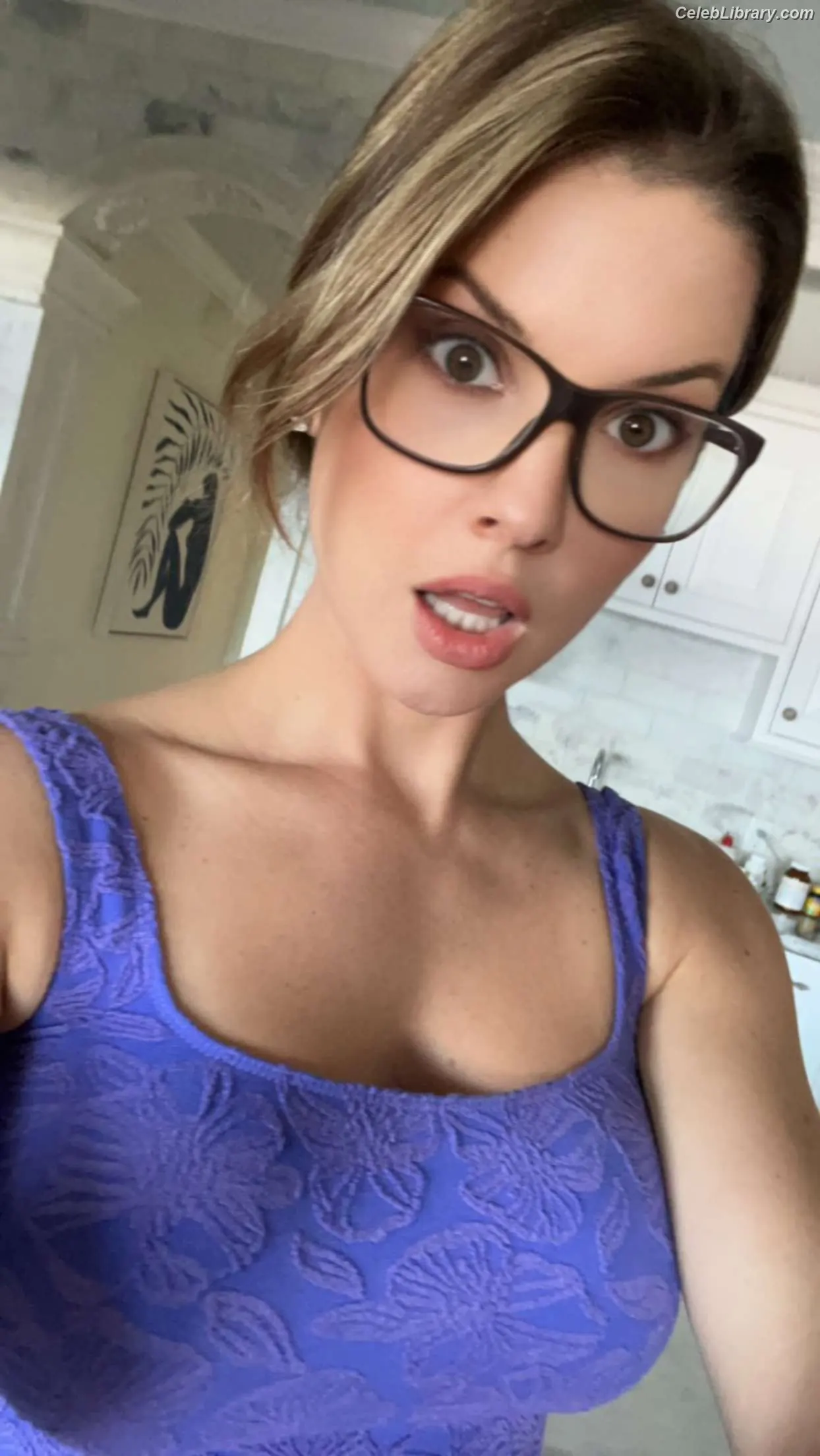 Amanda Cerny photo 9 of 1196