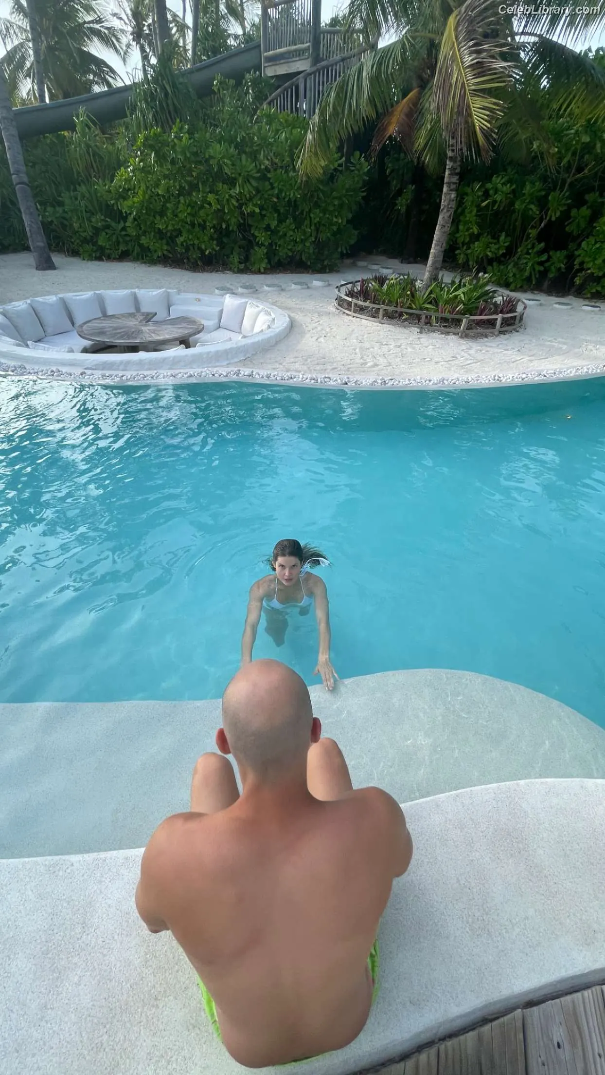 Amanda Cerny photo 19 of 1196