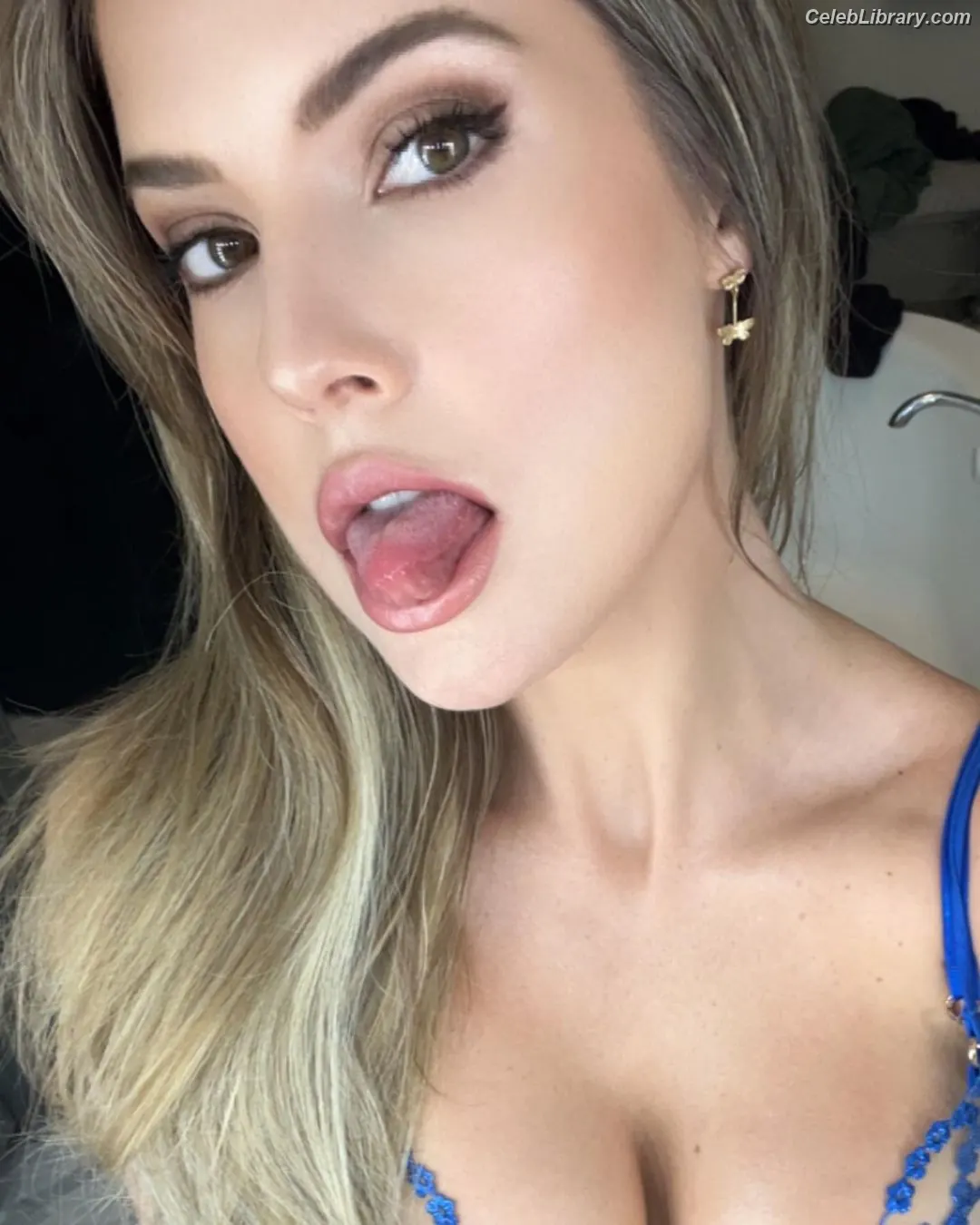 Amanda Cerny photo 20 of 1196