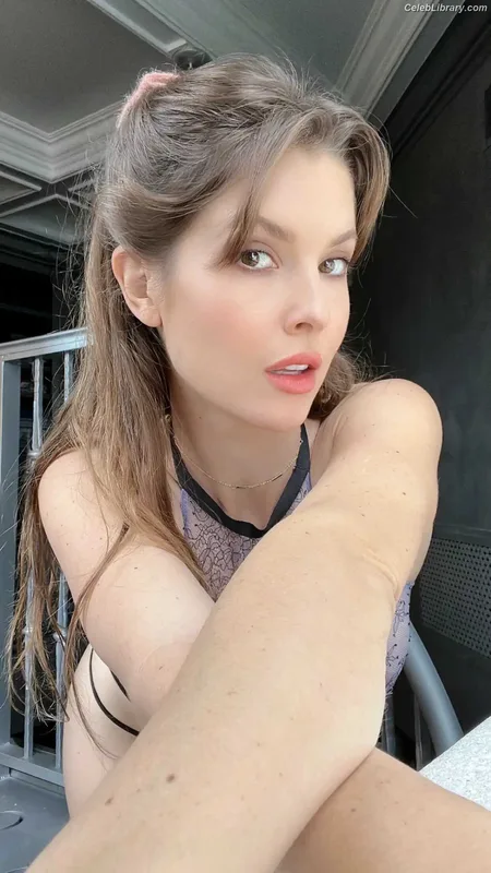 Amanda Cerny photo 11 of 1197