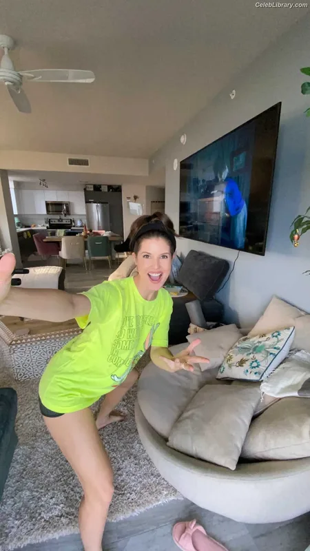 Amanda Cerny photo 15 of 1197