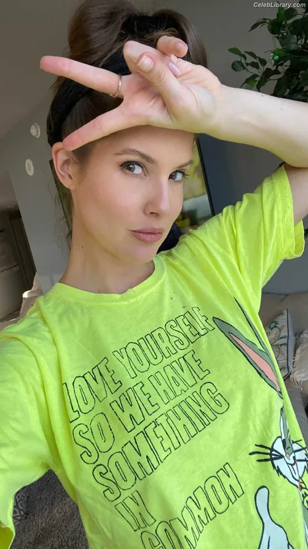 Amanda Cerny photo 18 of 1197