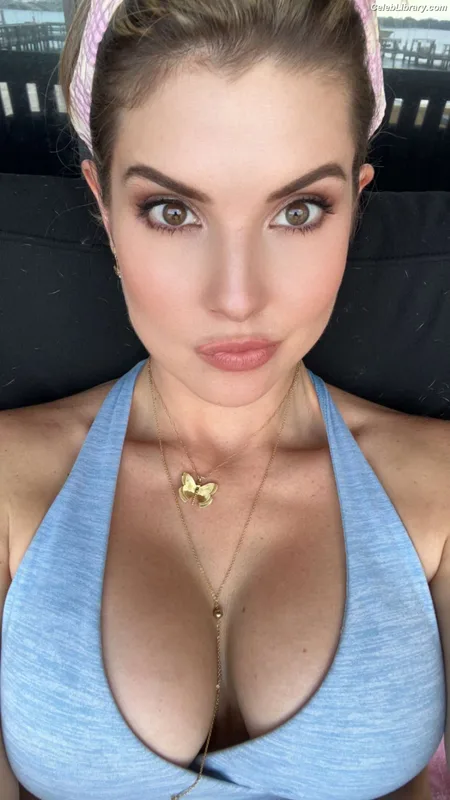 Amanda Cerny photo 22 of 1197