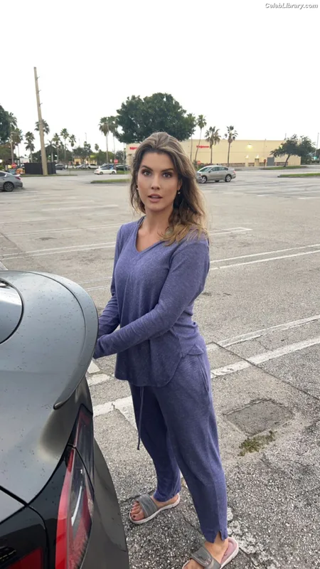 Amanda Cerny photo 18 of 1197