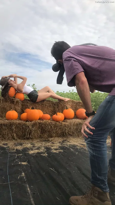 Amanda Cerny photo 6 of 1197