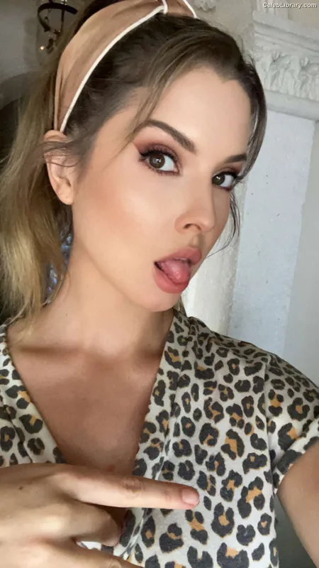 Amanda Cerny photo 23 of 1197