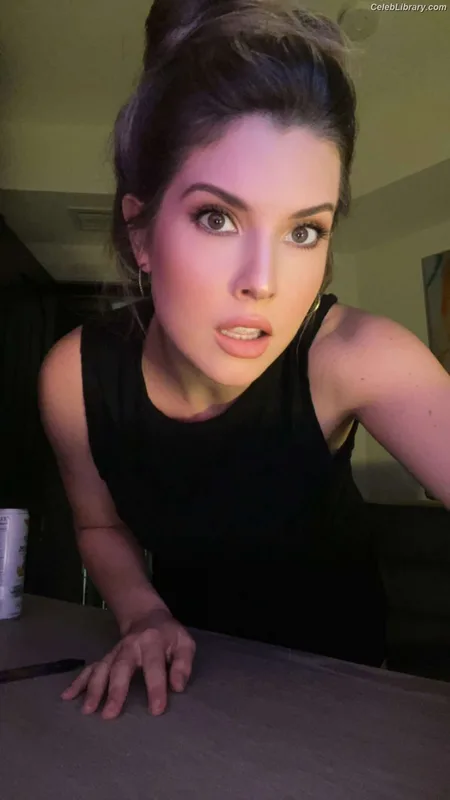 Amanda Cerny photo 24 of 1197