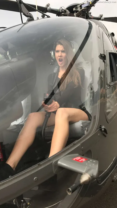 Amanda Cerny photo 3 of 1197