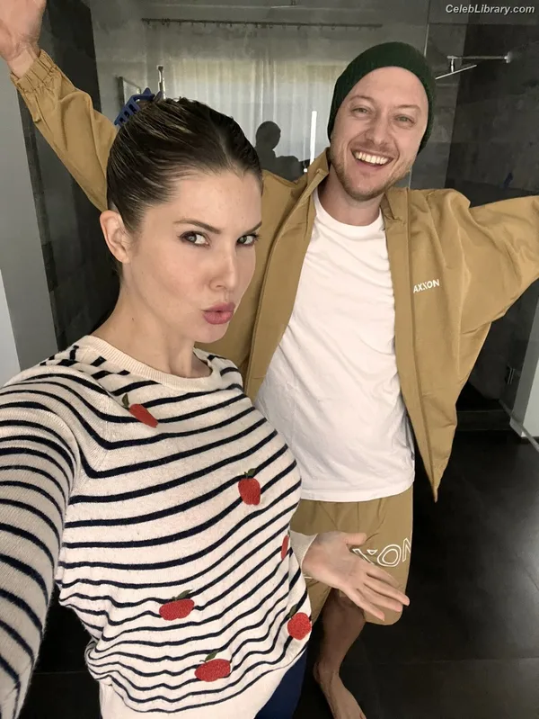 Amanda Cerny photo 22 of 1197