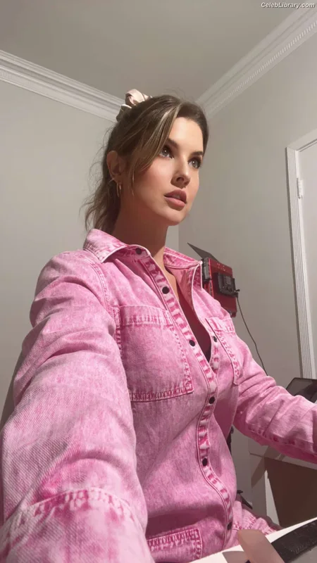 Amanda Cerny photo 23 of 1197
