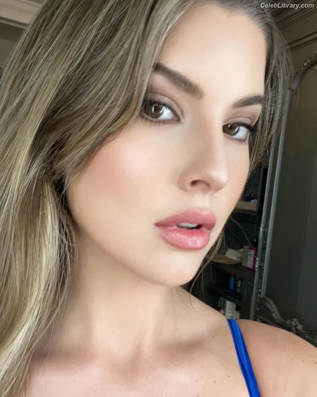Amanda Cerny photo 22 of 1197