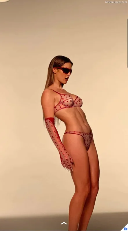 Amanda Cerny photo 19 of 1197