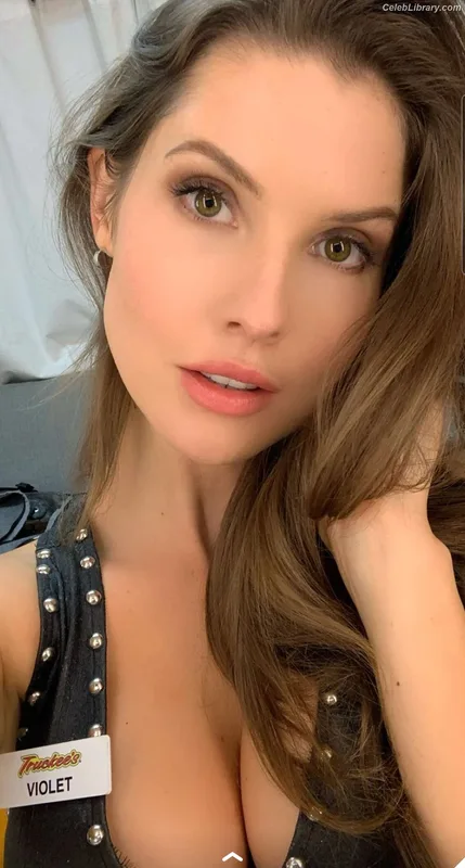 Amanda Cerny photo 12 of 1197
