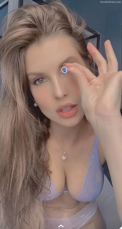 Amanda Cerny photo 11 of 1197