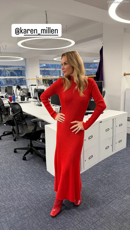Amanda Holden photo 12 of 825
