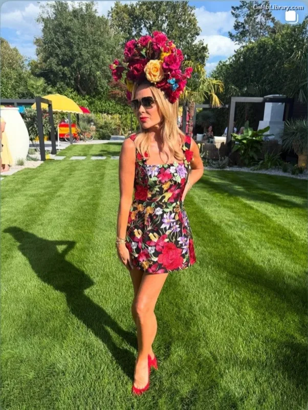 Amanda Holden photo 21 of 825
