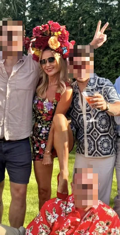 Amanda Holden photo 14 of 825