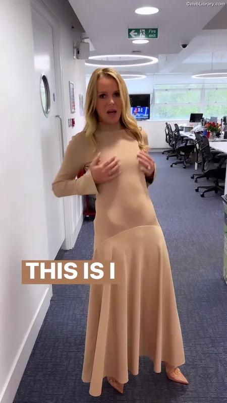 Amanda Holden photo 5 of 825