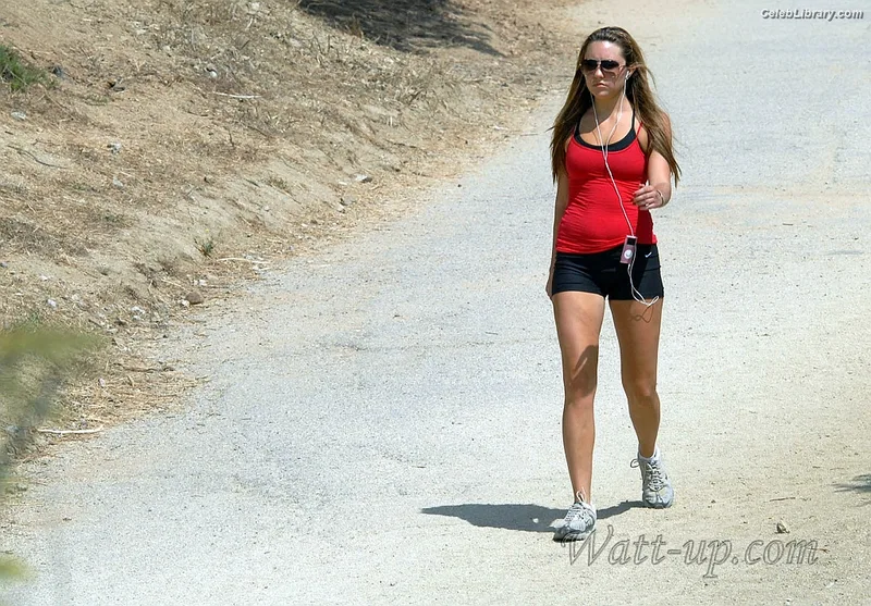Amanda Laura Bynes photo 22 of 315