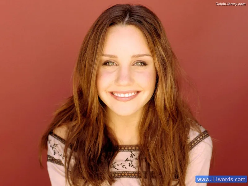 Amanda Laura Bynes photo 13 of 315