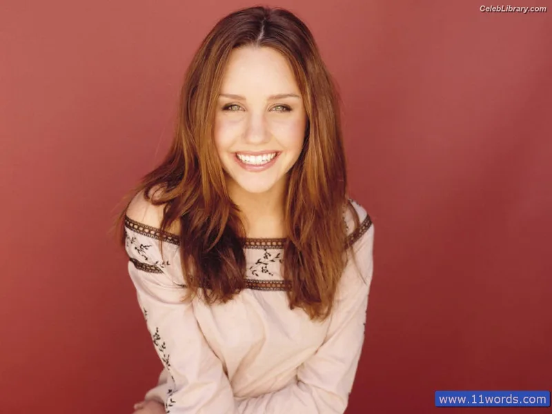 Amanda Laura Bynes photo 15 of 315