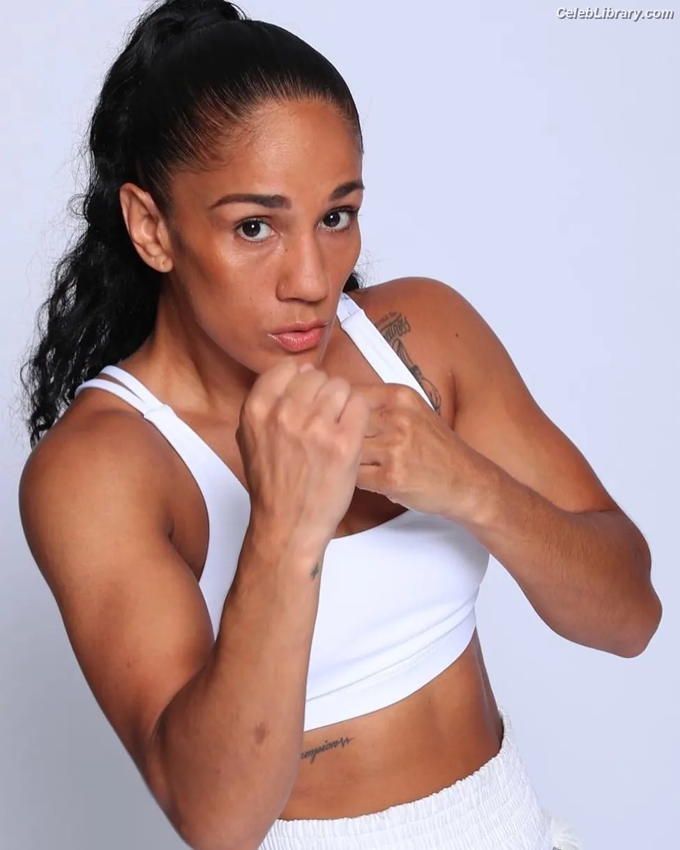 Amanda Serrano photo 6 of 152