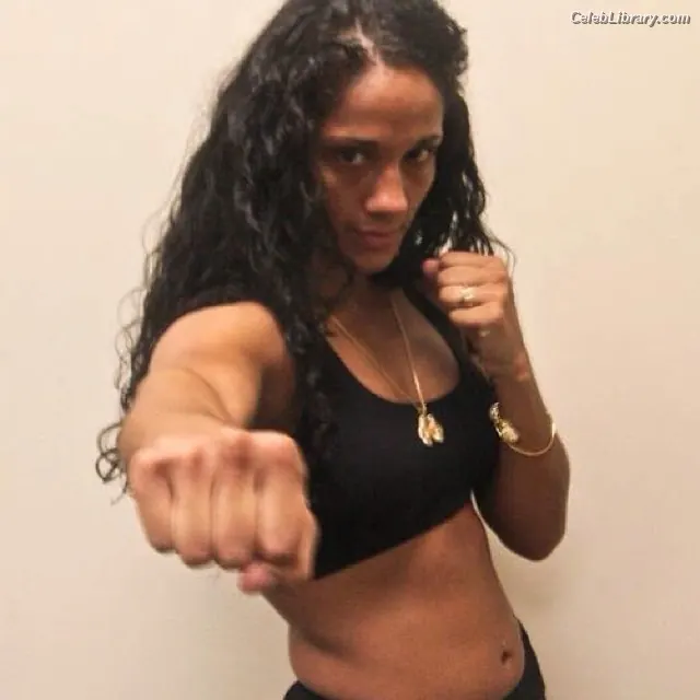 Amanda Serrano photo 18 of 152