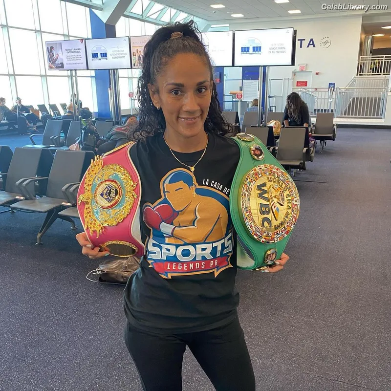 Amanda Serrano photo 5 of 153