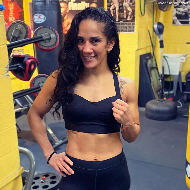 Amanda Serrano photo 13 of 153
