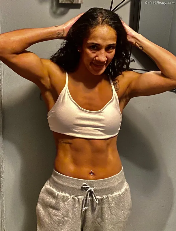 Amanda Serrano photo 16 of 153