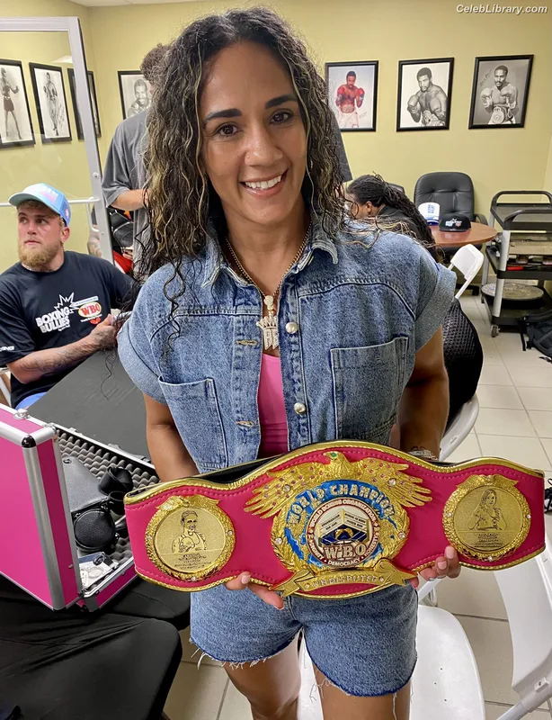 Amanda Serrano photo 9 of 153
