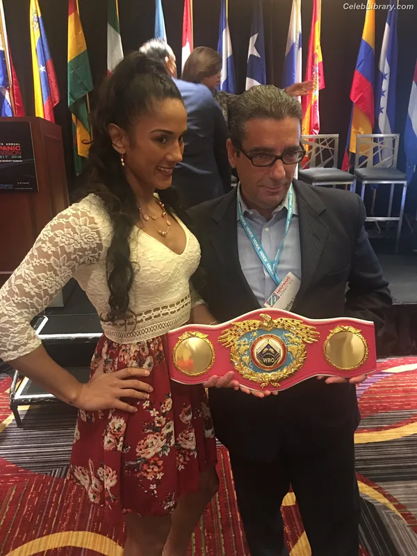 Amanda Serrano photo 8 of 153