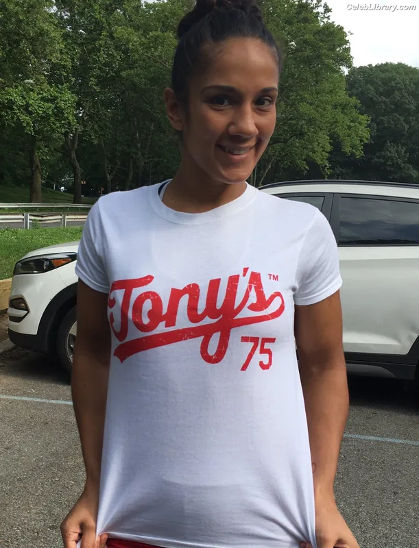 Amanda Serrano photo 18 of 153