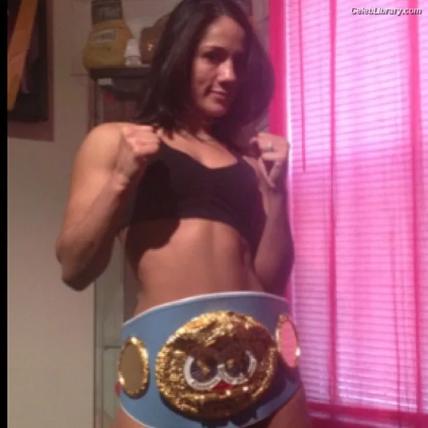 Amanda Serrano photo 5 of 153