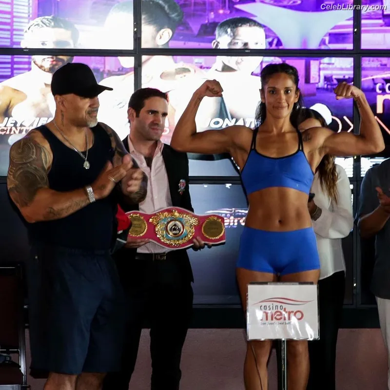 Amanda Serrano photo 7 of 153