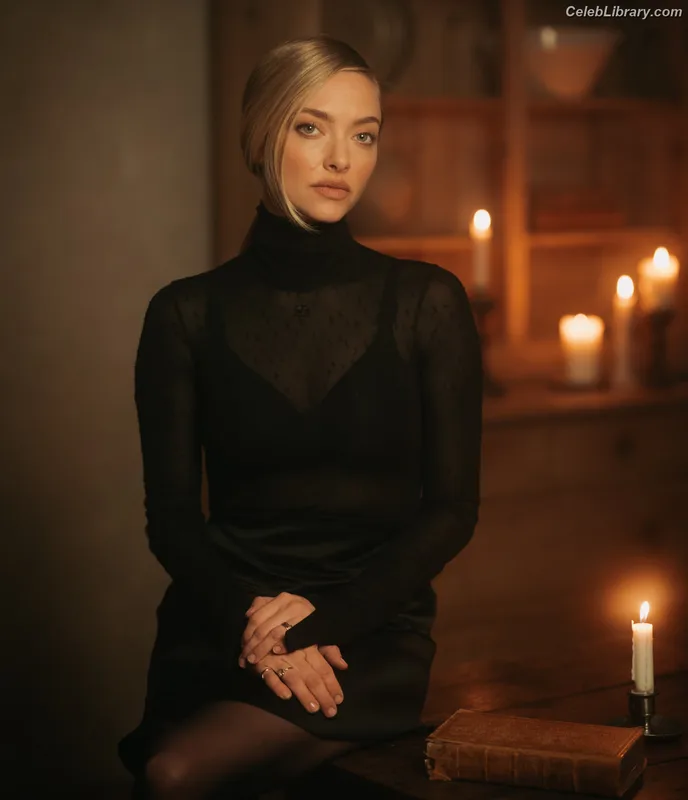 Amanda Seyfried photo 6 of 1296