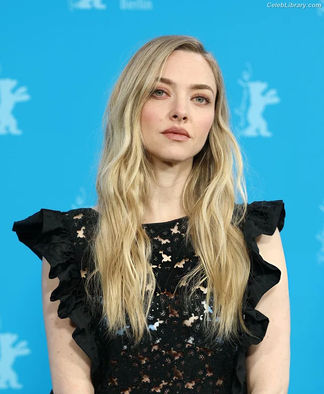 Amanda Seyfried photo 20 of 1296