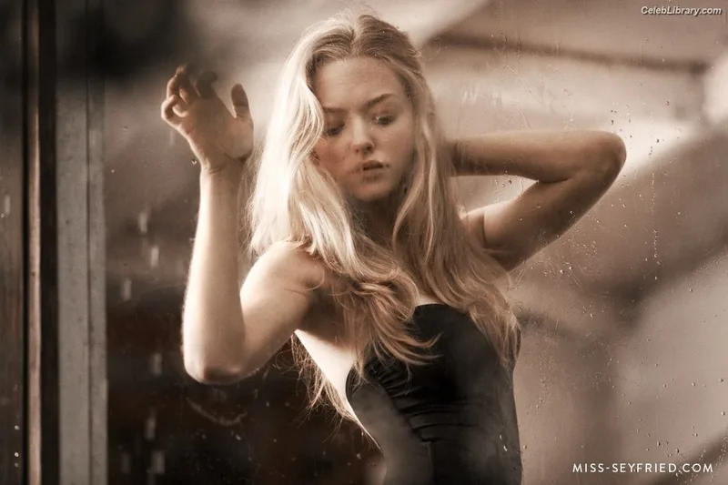Amanda Seyfried photo 13 of 1296