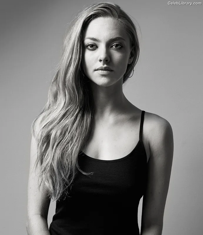 Amanda Seyfried photo 6 of 1296
