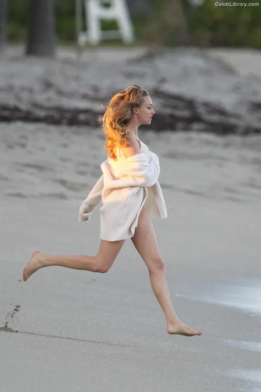 Amanda Seyfried photo 4 of 1296