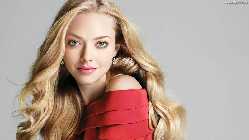 Amanda Seyfried photo 4 of 1296