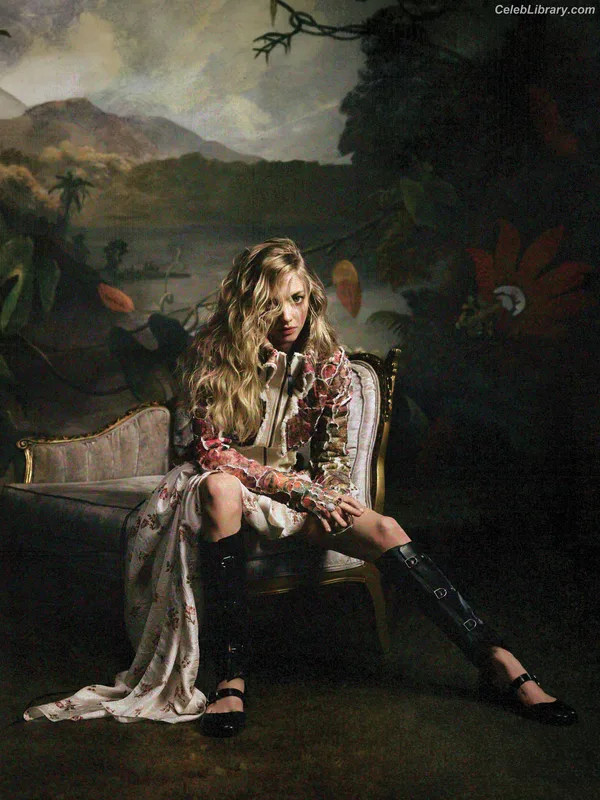 Amanda Seyfried photo 12 of 1296