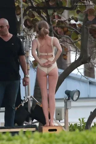 Amanda Seyfried photo 18 of 1296