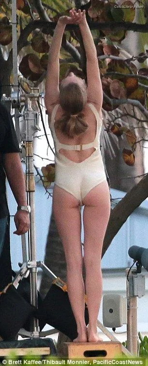 Amanda Seyfried photo 20 of 1296