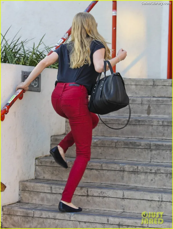 Amanda Seyfried photo 3 of 1296