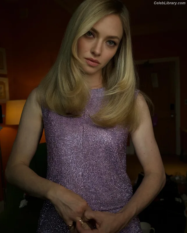 Amanda Seyfried photo 19 of 1296