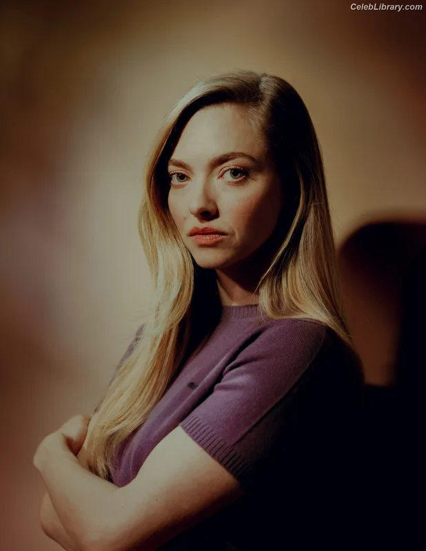 Amanda Seyfried photo 16 of 1296