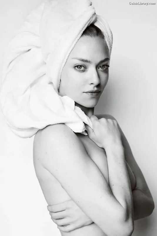 Amanda Seyfried photo 11 of 1296