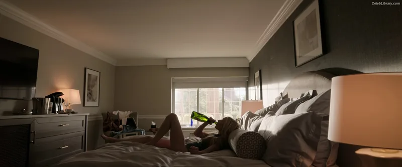 Amanda Seyfried photo 10 of 1296