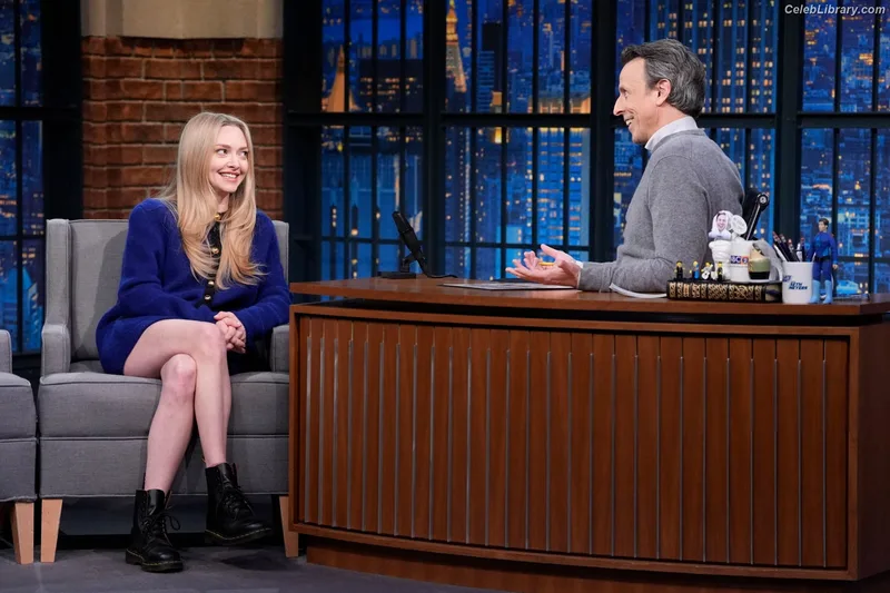 Amanda Seyfried photo 21 of 1296